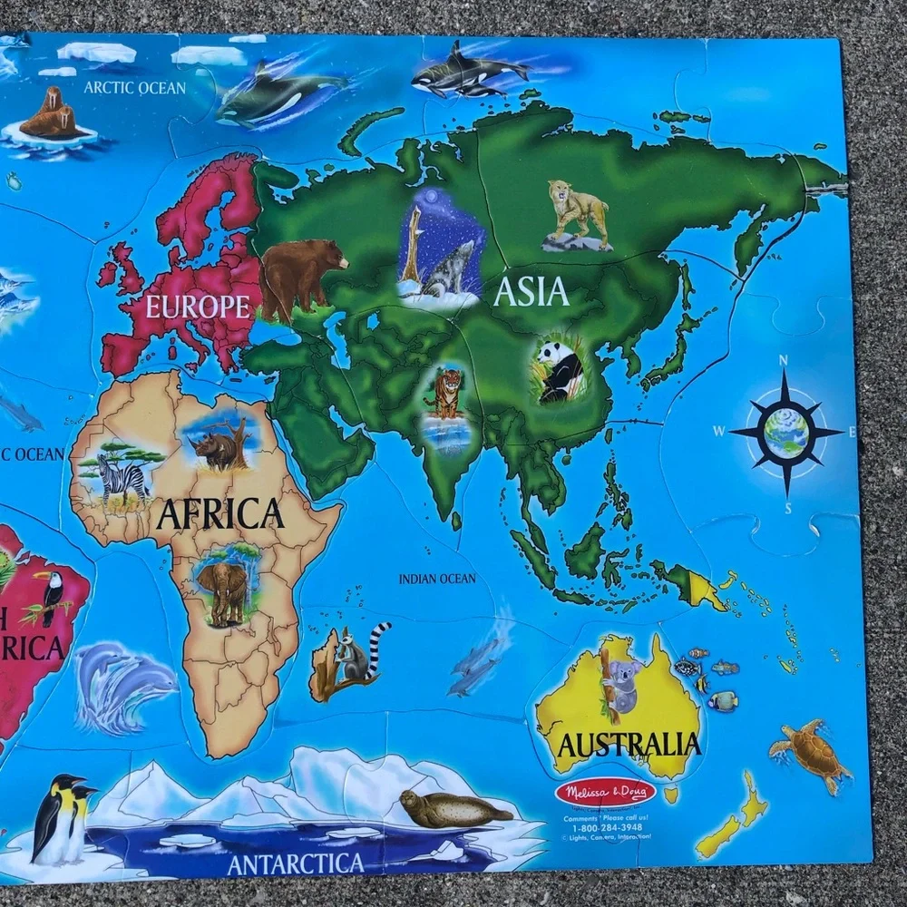 - World Map 2 x 3 Foot Floor Puzzle! EUC!